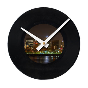 Design Your Own<br>Custom Made<br>7" Vinyl Clock